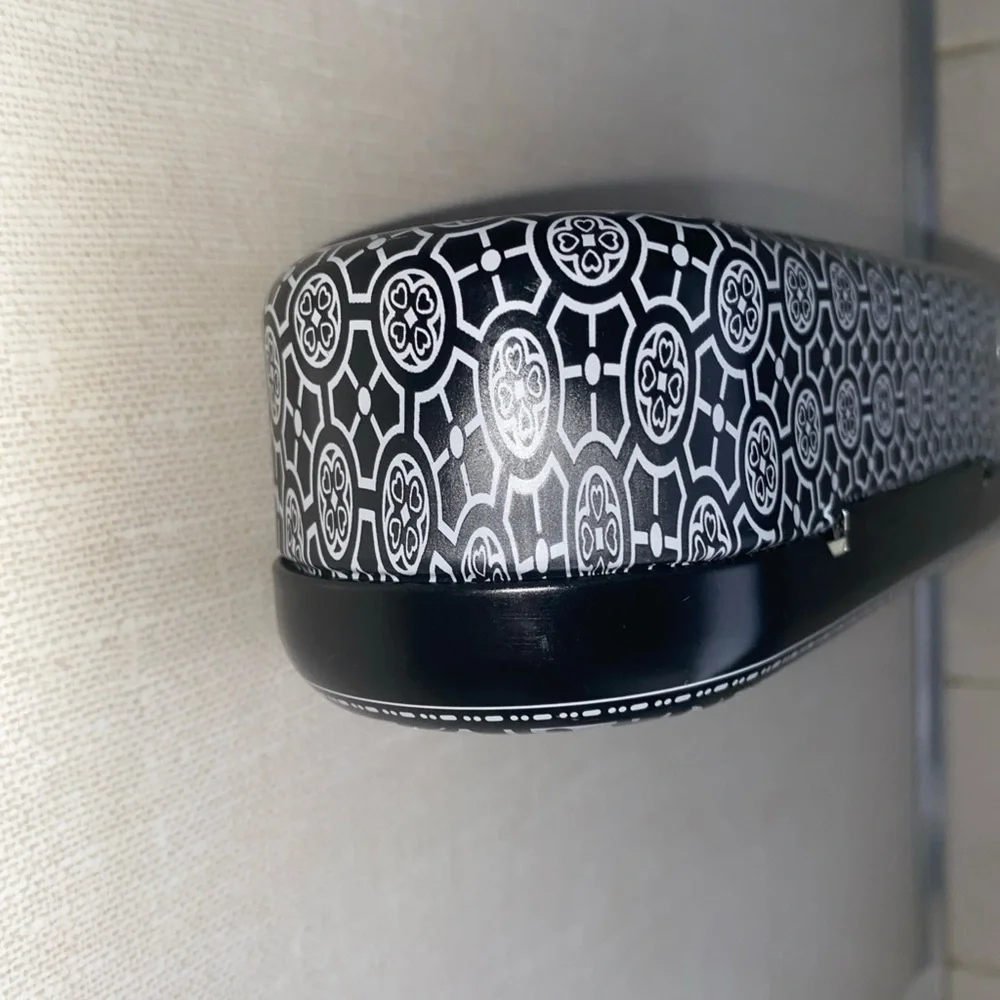 BRIGHTON Black & White Filigree SUNGLASSES Eyeglasses Storage CASE Tin EMPTY